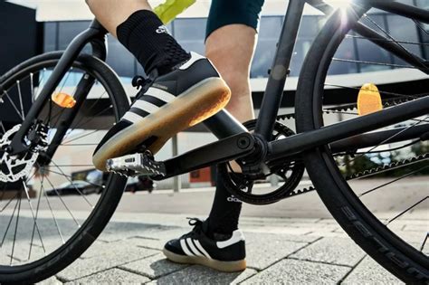 adidas wielerschoenen|Adidas cycling shoes.